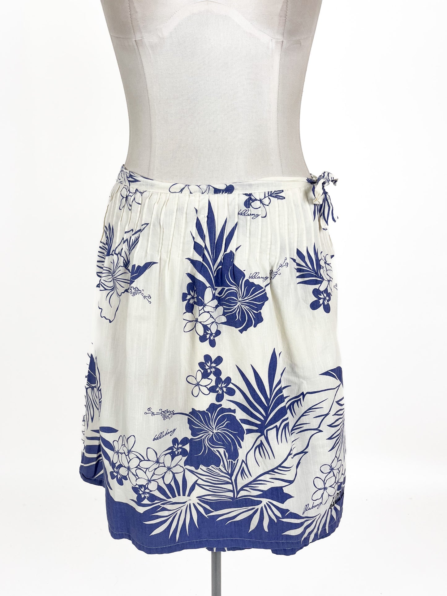 Billabong | White Casual Skirt | Size 10