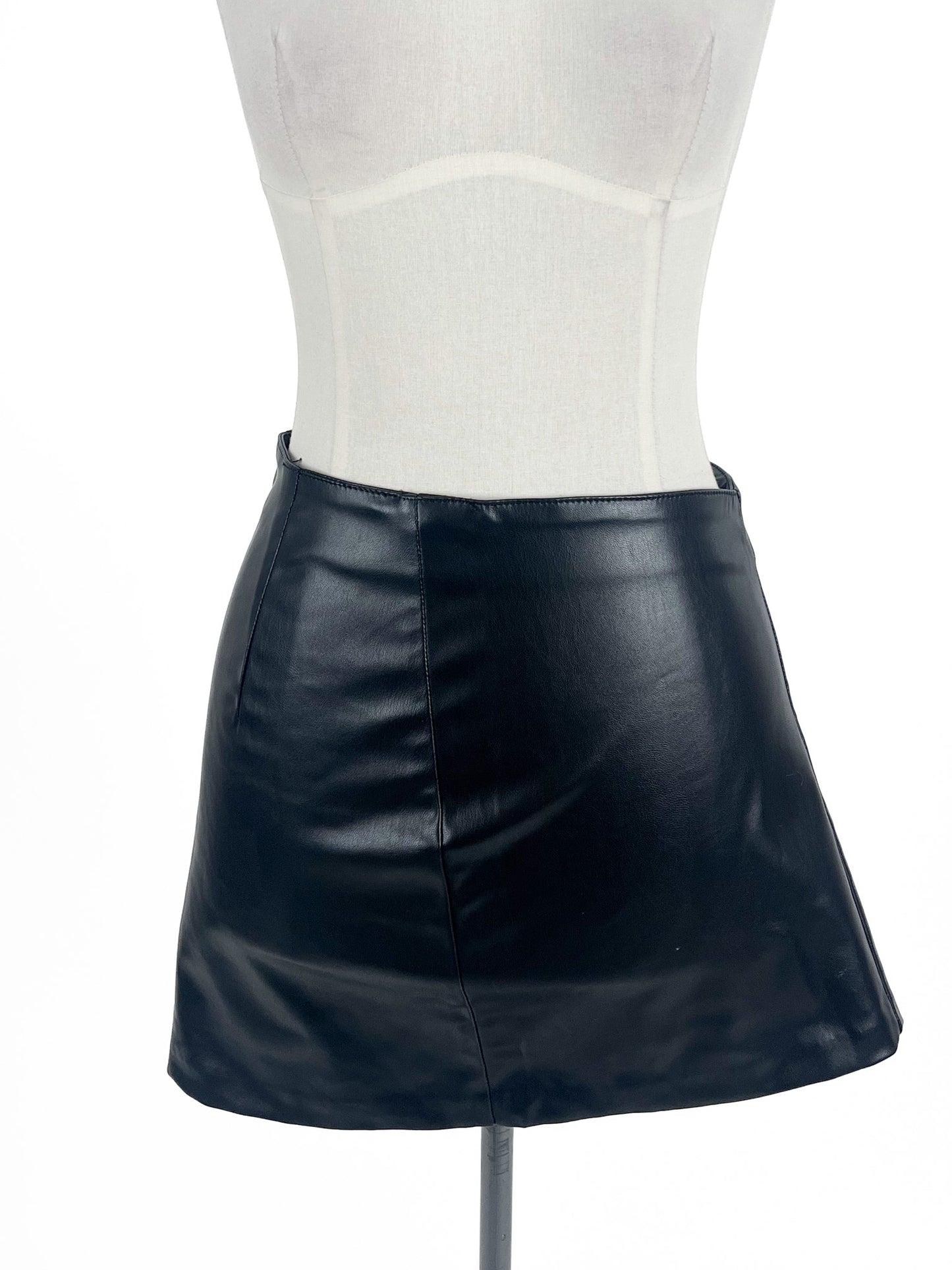 H&M | Black Casual/Cocktail Skirt | Size XS