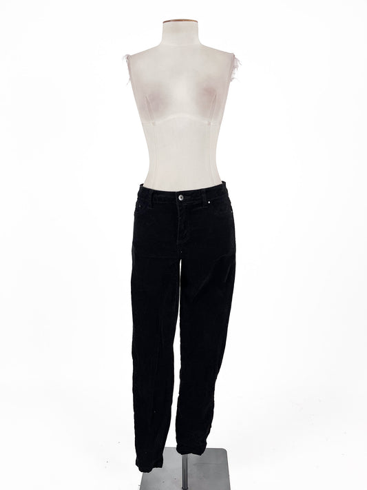 Max | Black Cropped Skinny Pants | Size 8