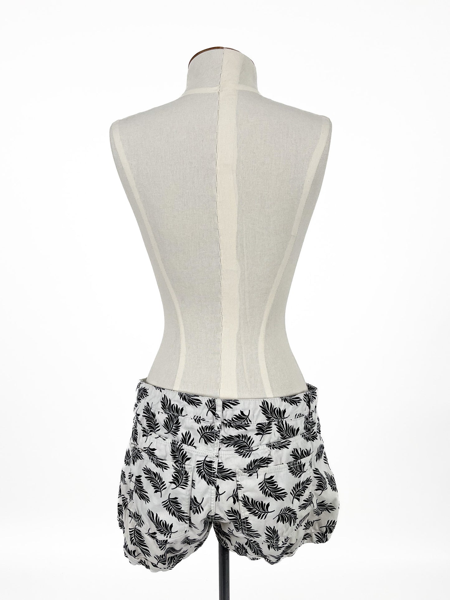 H&M | White Casual Shorts | Size 12