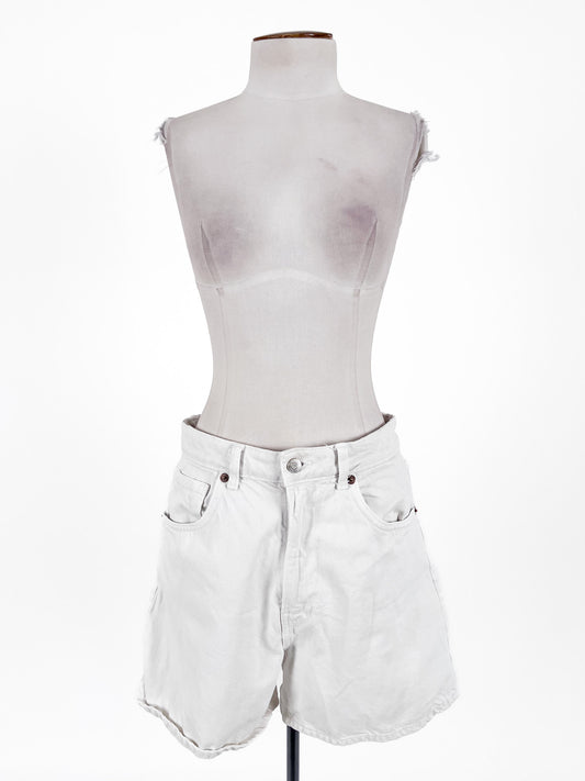 Zara | White Casual Shorts | Size 12