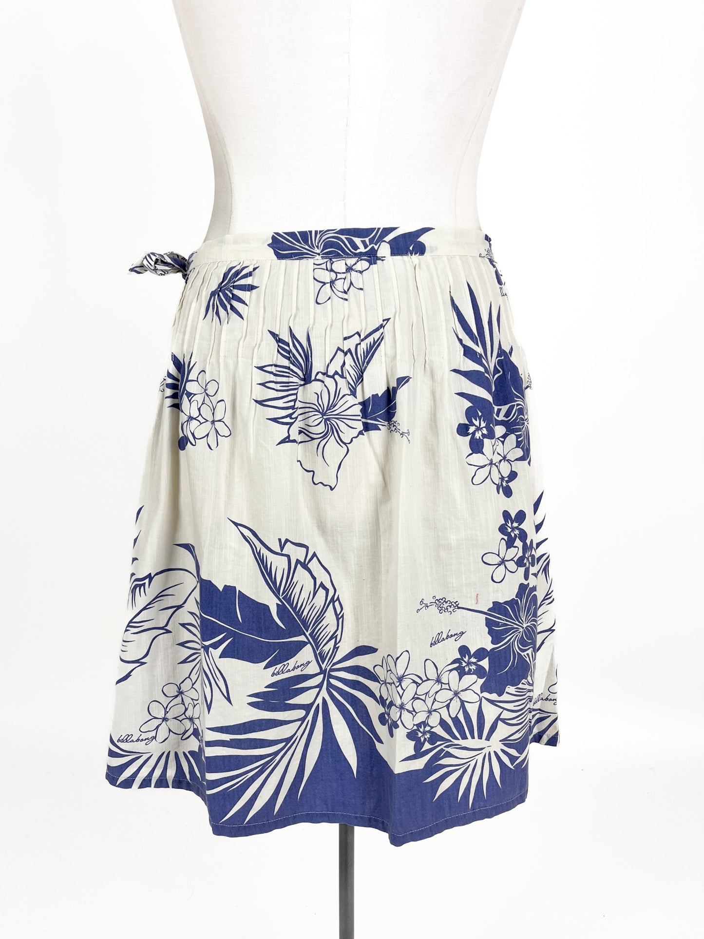 Billabong | White Casual Skirt | Size 10