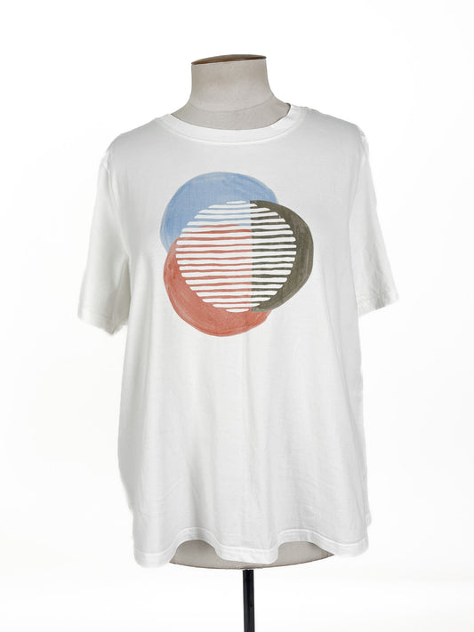 Loobie's Story - White T-shirt (Size 18)