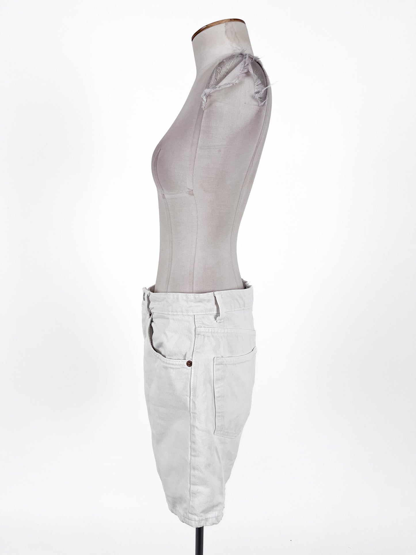 Zara | White Casual Shorts | Size 12