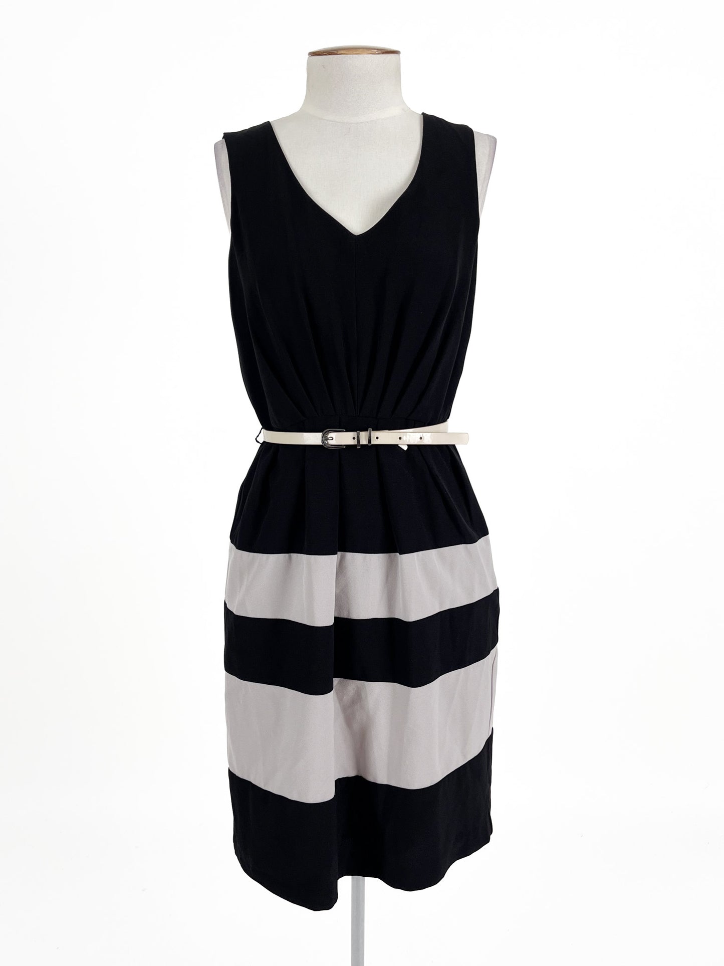 Jacqui.E | Multicoloured Casual/Cocktail Dress | Size 6