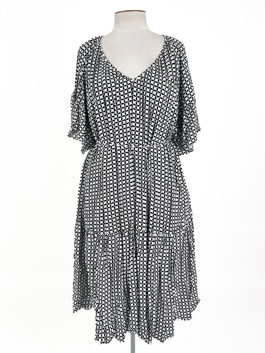 Betty Basics | White Casual Dress | Size 22