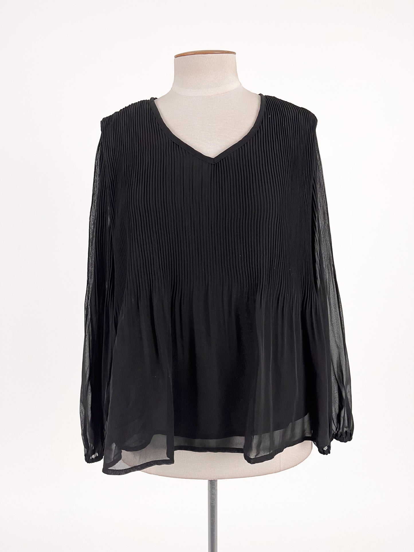Unknown Brand | Black Casual/Workwear Top | Size M