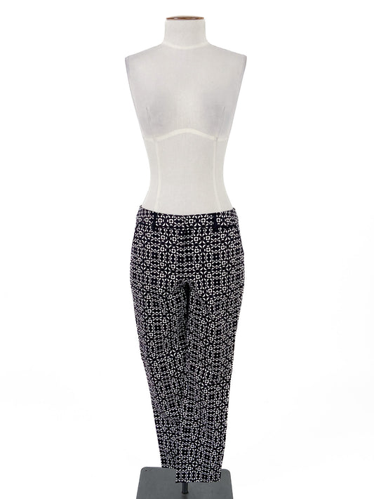 Jacqui.E | Black Cropped Pants | Size 6