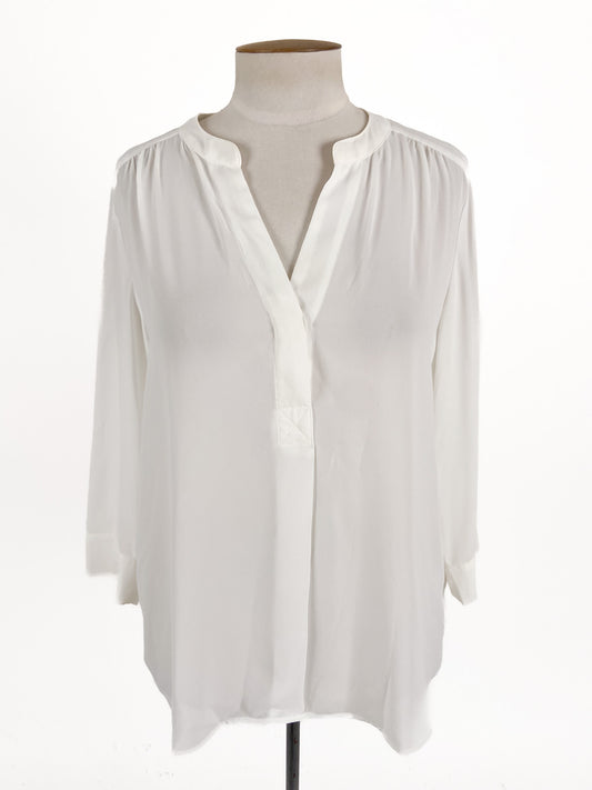Whistle | White Casual/Workwear Top | Size M