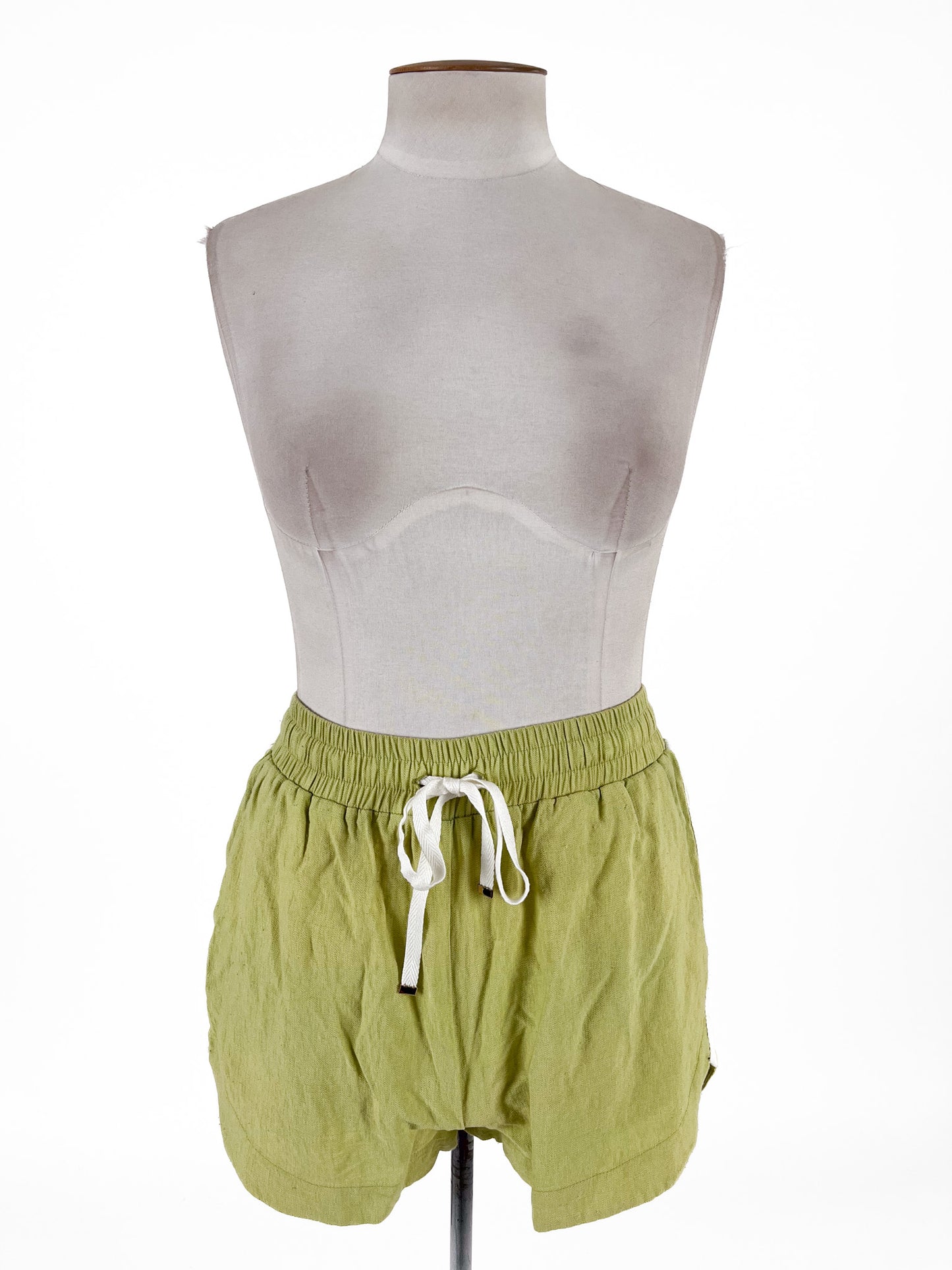 Ruby | Green Casual Shorts | Size 10