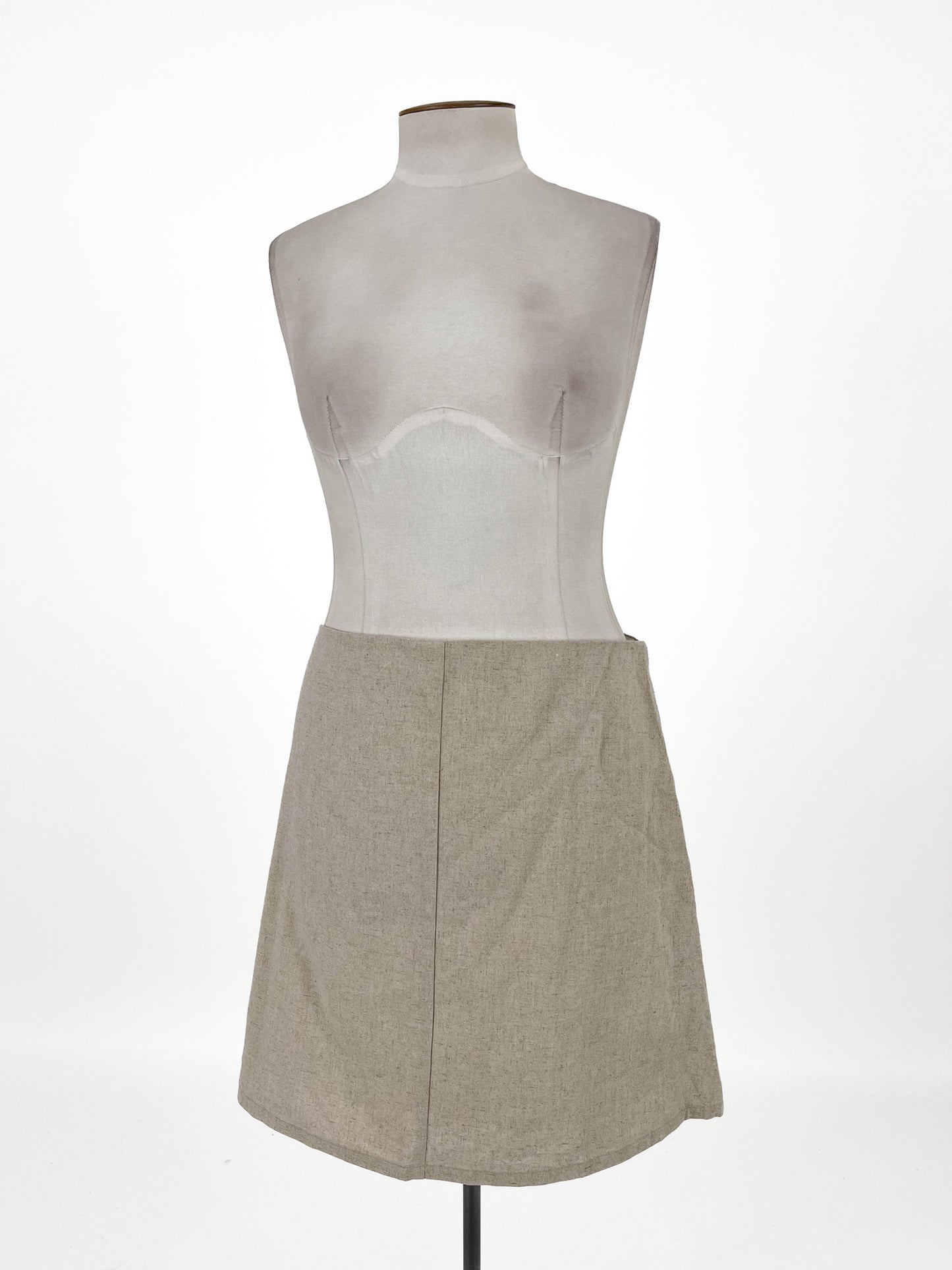 Harly Jae | Beige Casual/Cocktail Skirt | Size L