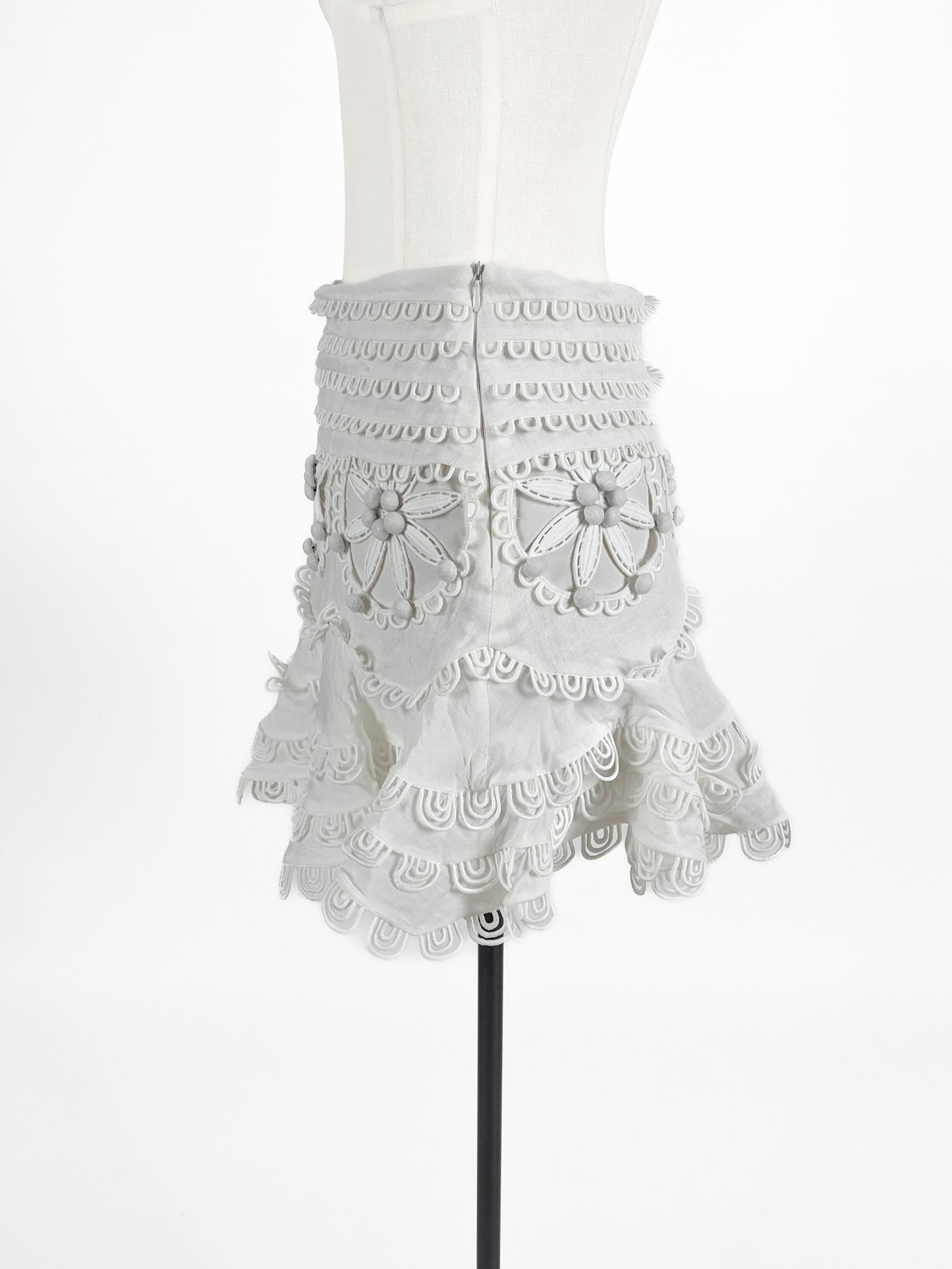 Cariedo | White Casual/Cocktail Skirt | Size S