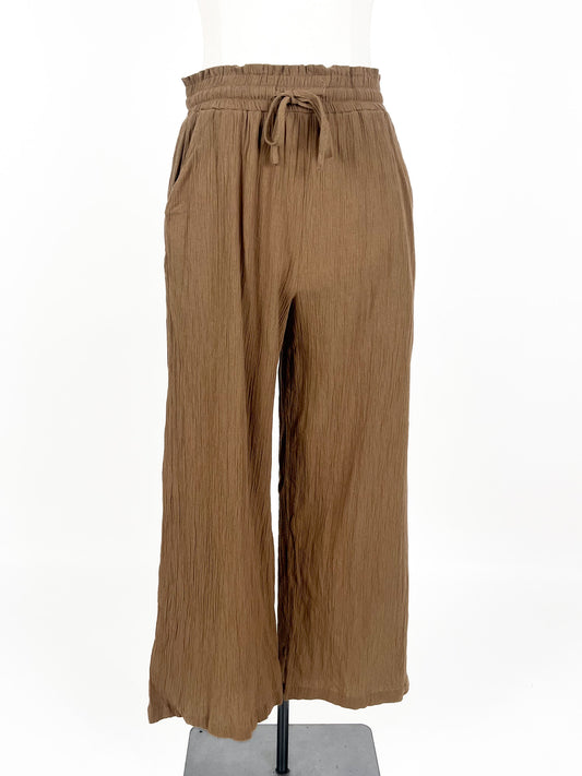 Spirit | Beige Cropped Stretchy Pants | Size 8