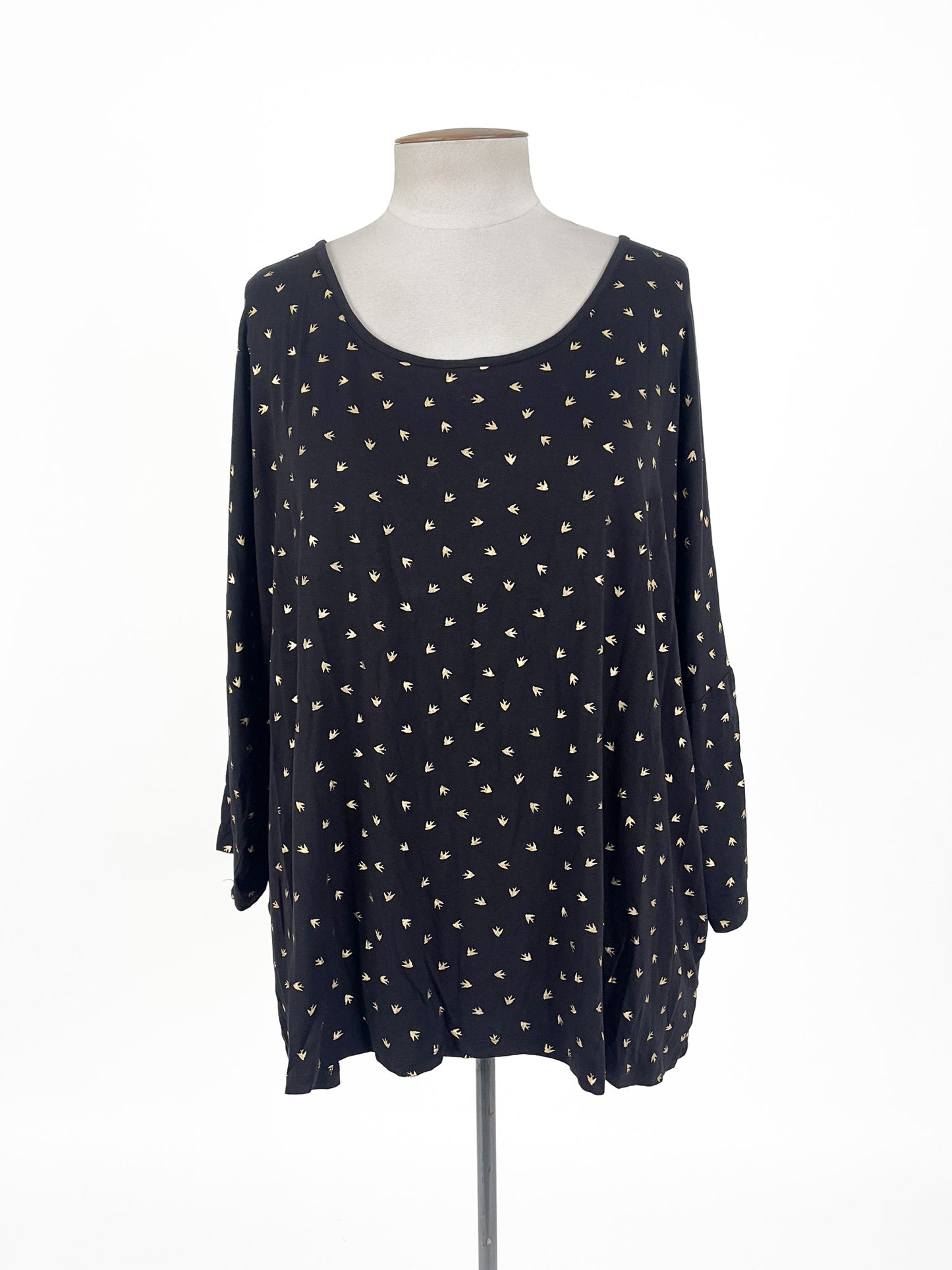Betty Basics - Black Top (Size 20)