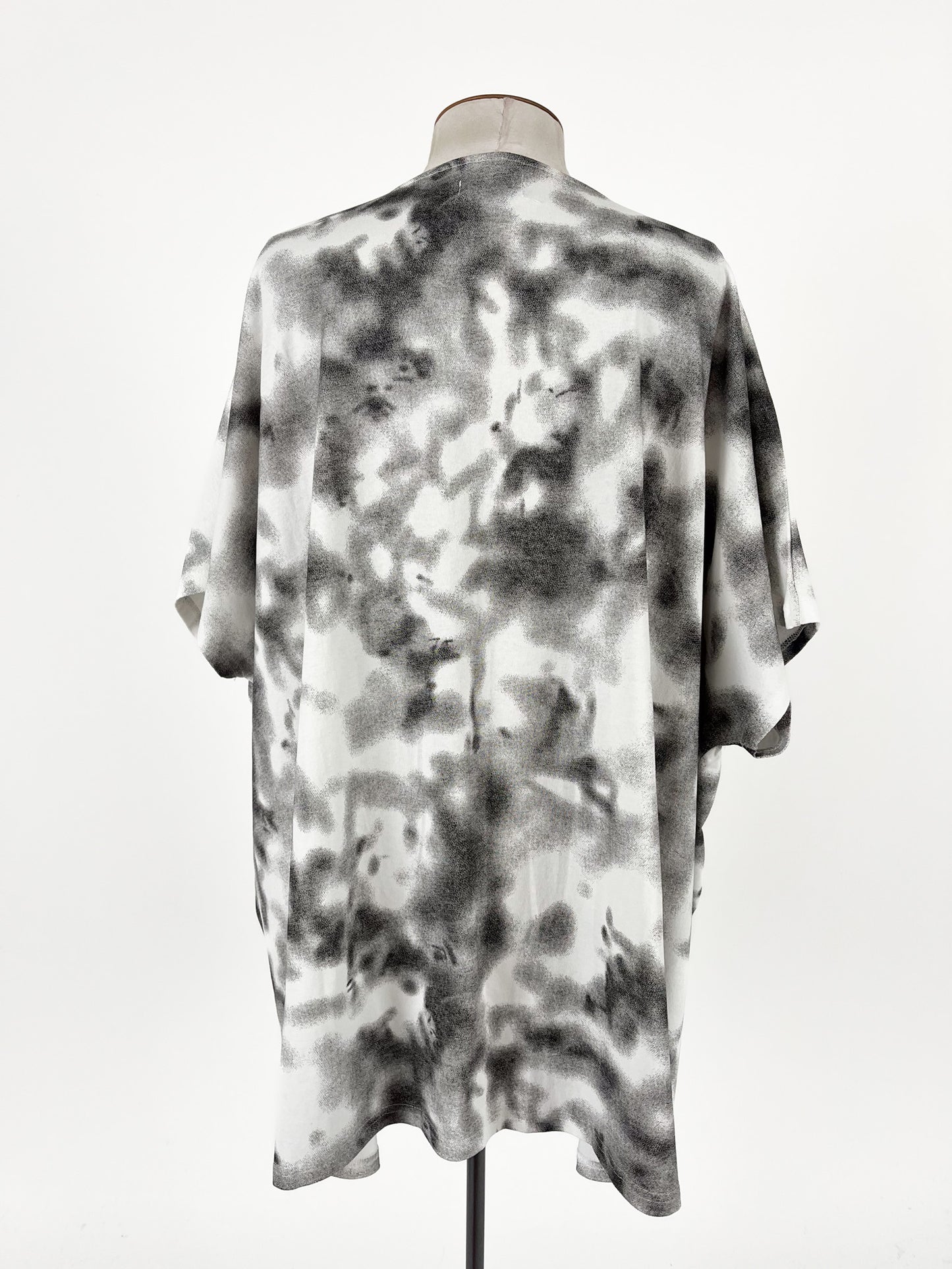 Lavish | White Casual Top | Size L