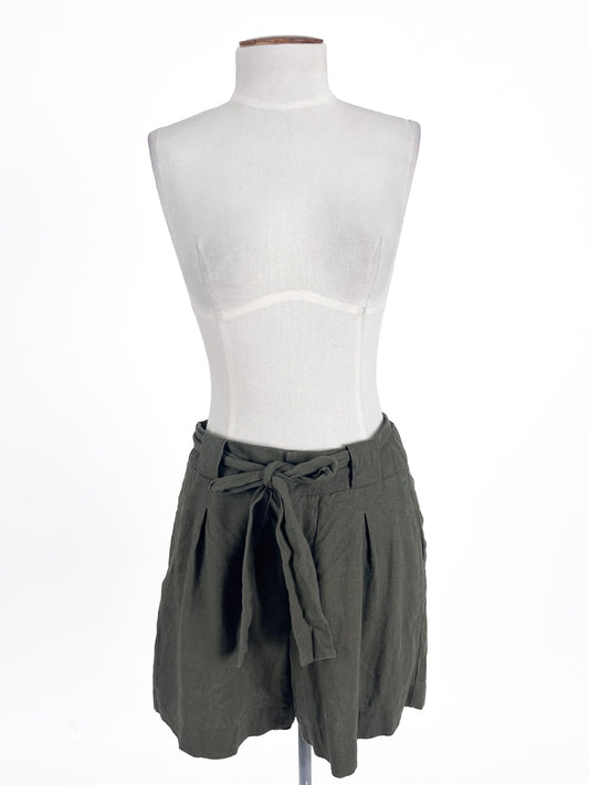 Laura Ashley | Green Casual Shorts | Size 6