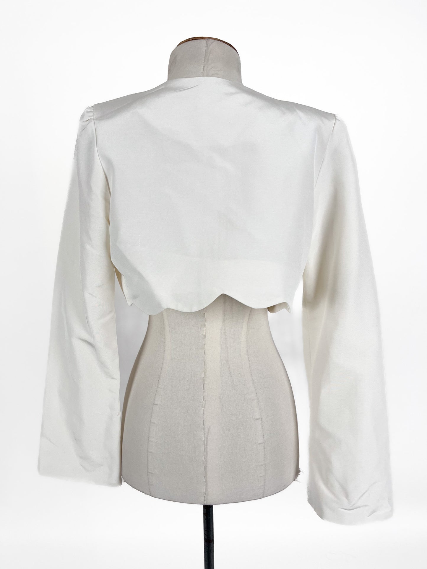 Caitlin Crisp | White Casual Cardigan | Size 8