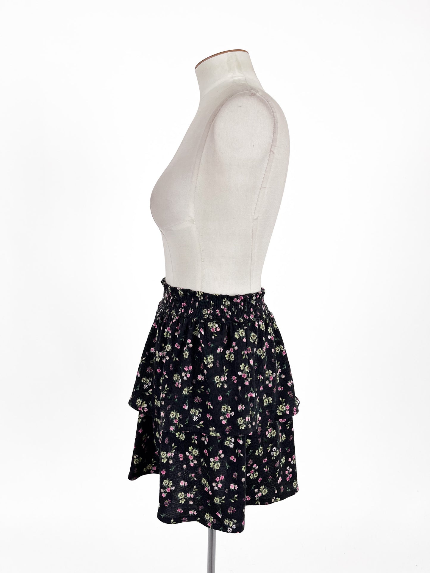 H&M | Black Casual Skirt | Size M