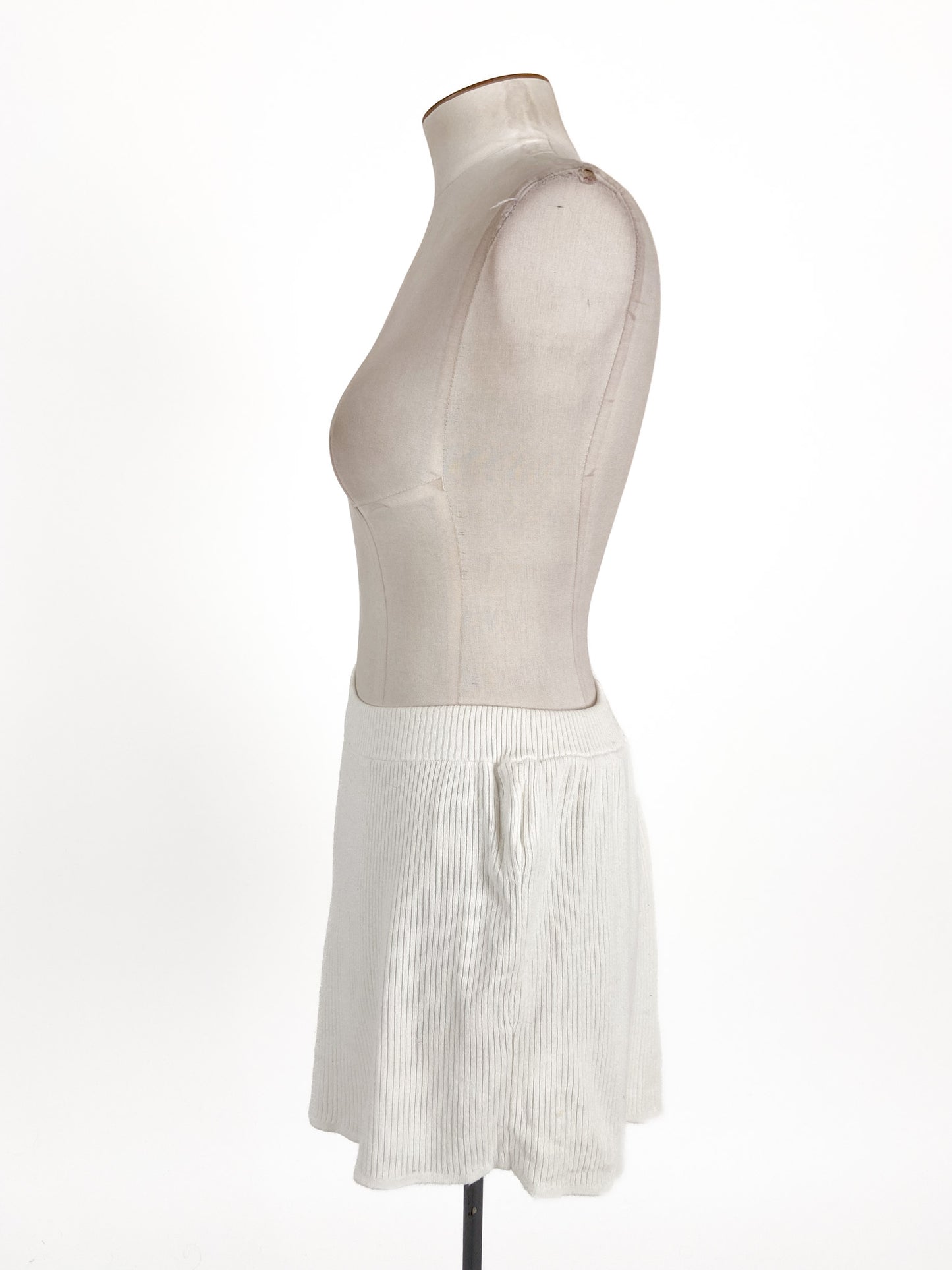 A&C | White Casual Shorts | Size 8