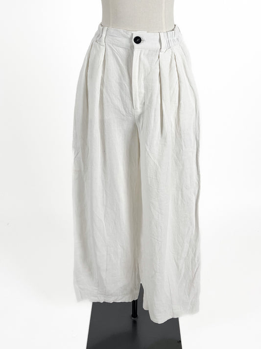 AERE | White Casual/Workwear Pants | Size 8